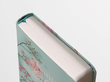 Cargar imagen en el visor de la galería, RV60 BIBLIA MANUAL SIMIL PIEL 12 PUNTOS LETRA GRANDE