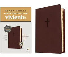 Cargar imagen en el visor de la galería, BIBLIA NTV LETRA GRANDE CON FILAMENT SENTIPIEL CAFÉ ÍNDICE