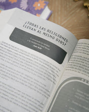 Cargar imagen en el visor de la galería, RVR60 BIBLIA DE PROMESAS EDICIÓN PARA MUJERES JÓVENES TAPA DURA