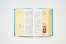 Cargar imagen en el visor de la galería, BIBLIA VISUAL DE ESTUDIO PARA NIÑOS- NUEVA BIBLIA LAS AMERICAS- TAPA BLANDA TURQUESA- EXPLORA LA BIBLIA, PERSONAJES, LUGARES E HISTORIA