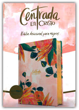 Cargar imagen en el visor de la galería, BIBLIA CENTRADA EN CRISTO-BIBLIA DEVOCIONAL PARA MUJERES