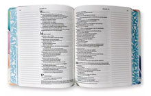 Cargar imagen en el visor de la galería, NTV BIBLIA INSPIRA IMITACIÓN PIEL PARAISO FLORAL