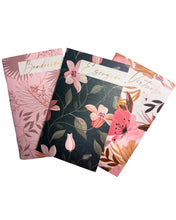 Cargar imagen en el visor de la galería, LIBRETAS ECOGIDA, BENDECIDA, VIRTUOSA ( PAQUETE DE 3)