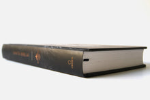 Cargar imagen en el visor de la galería, BIBLIA RVR60 LETRA GRANDE TAPA DURA LEÓN DE JUDÁ TAMAÑO MANUAL