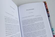 Cargar imagen en el visor de la galería, UN AÑO CON DIOS- 365 DEVOCIONALES PARA LA MUJER