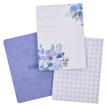 Cargar imagen en el visor de la galería, STRENGTH BLUE FLORAL LARGE NOTEBOOK SET- PSALM 28:7