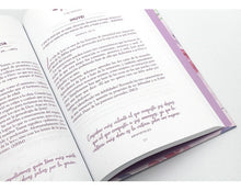 Cargar imagen en el visor de la galería, UN AÑO CON DIOS- 365 DEVOCIONALES PARA INSPIRAR TU VIDA