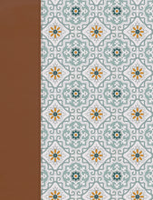 Cargar imagen en el visor de la galería, NVI BIBLIA DE APUNTES- AZULEJOS COLOR SALVIA-SIMIL PIEL