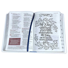 Cargar imagen en el visor de la galería, BIBLIA DE ESTUDIO SER MUJER-LECTURA- DEVOCIONAL-ESTUDIO