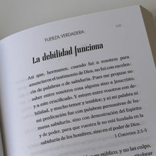 Cargar imagen en el visor de la galería, ORACIONES DE UN MINUTO PARA HOMBRES