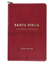 Cargar imagen en el visor de la galería, NVI BIBLIA MANUAL CON CIERRE LETRA  11 PTS

