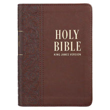 Cargar imagen en el visor de la galería, KJB BIBLE COMPACT LP FAUX LEATHER BROWN  MEDIUM  RED LETTER EDITION
