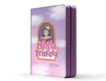 Cargar imagen en el visor de la galería, BIBLIA RVR 1960 COMPACTA NIÑAS PRINCESA CON CIERRE
