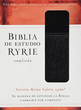 Cargar imagen en el visor de la galería, RVR1960 BIBLIA DE ESTUDIO RYRIE AMPLIADA DUO TONO NEGRO CON ÍNDICE
