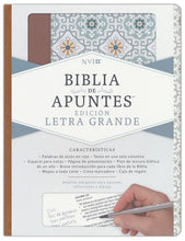 Cargar imagen en el visor de la galería, NVI BIBLIA DE APUNTES- AZULEJOS COLOR SALVIA-SIMIL PIEL
